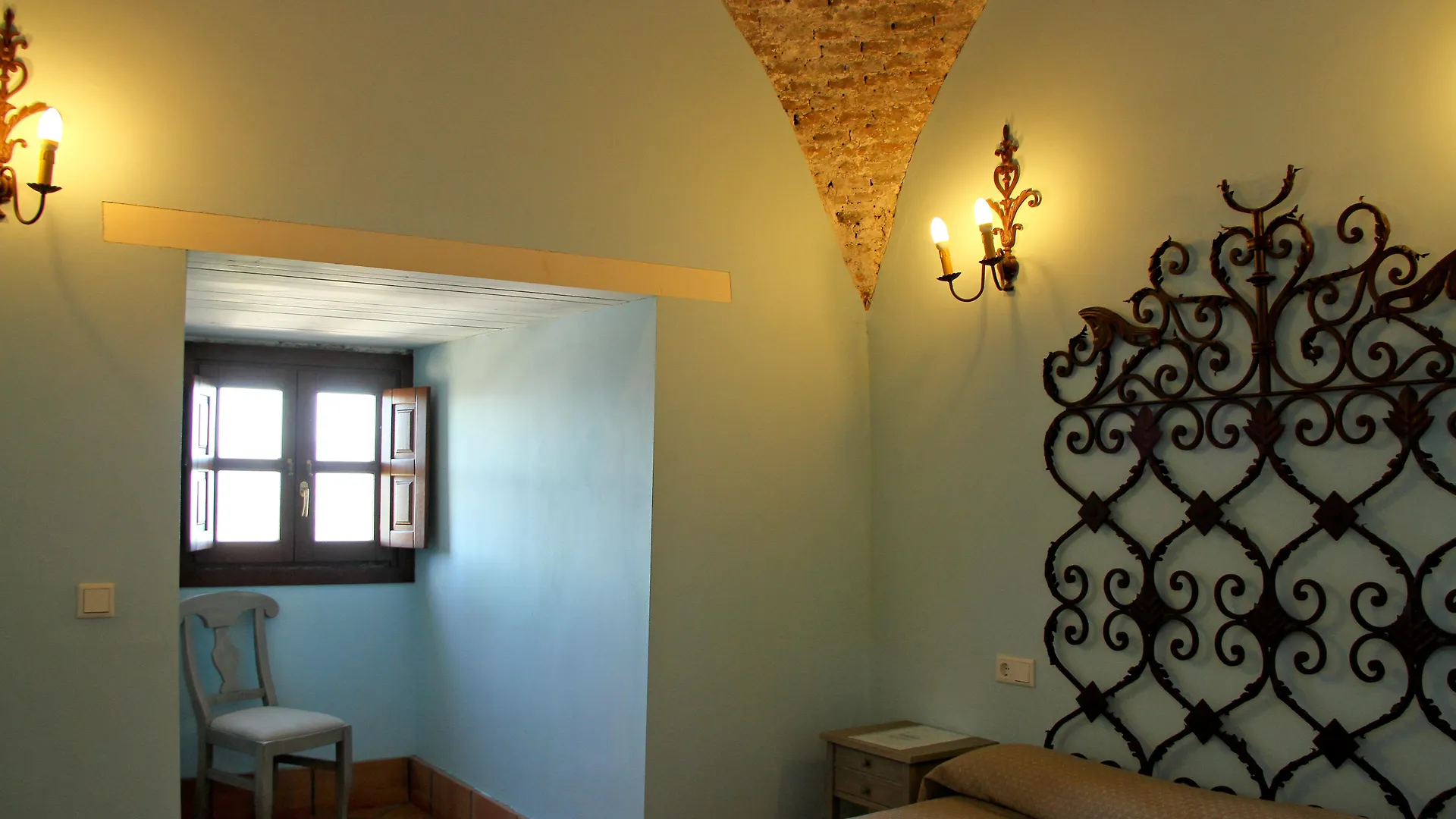 Casas Rurales Tugasa Castillo De Castellar Castellar de la Frontera Country house