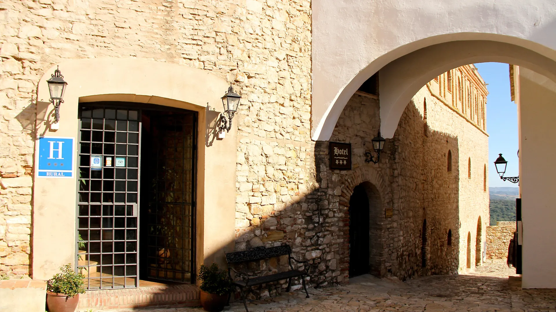 Country house Casas Rurales Tugasa Castillo De Castellar Castellar de la Frontera