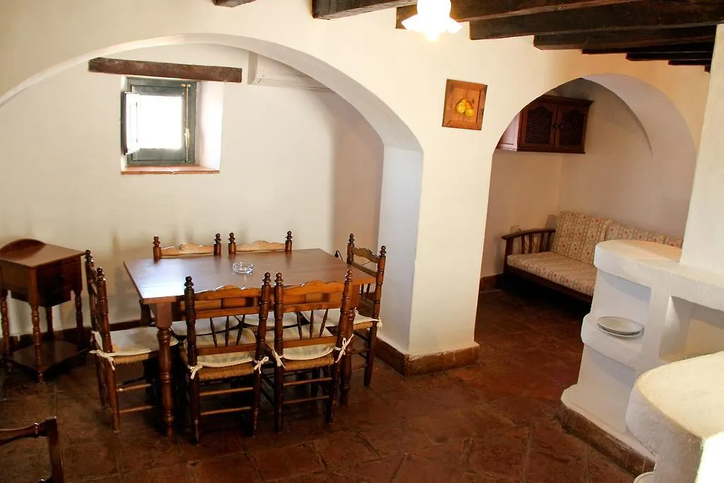 Casas Rurales Tugasa Castillo De Castellar Castellar de la Frontera Country house